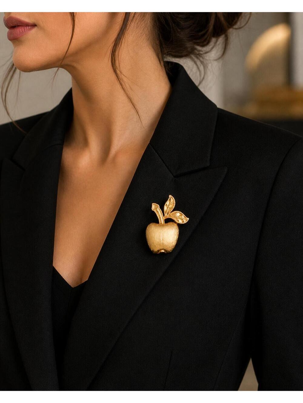 Vintage Avon Gilded Apple Gold Tone Brooch 1974